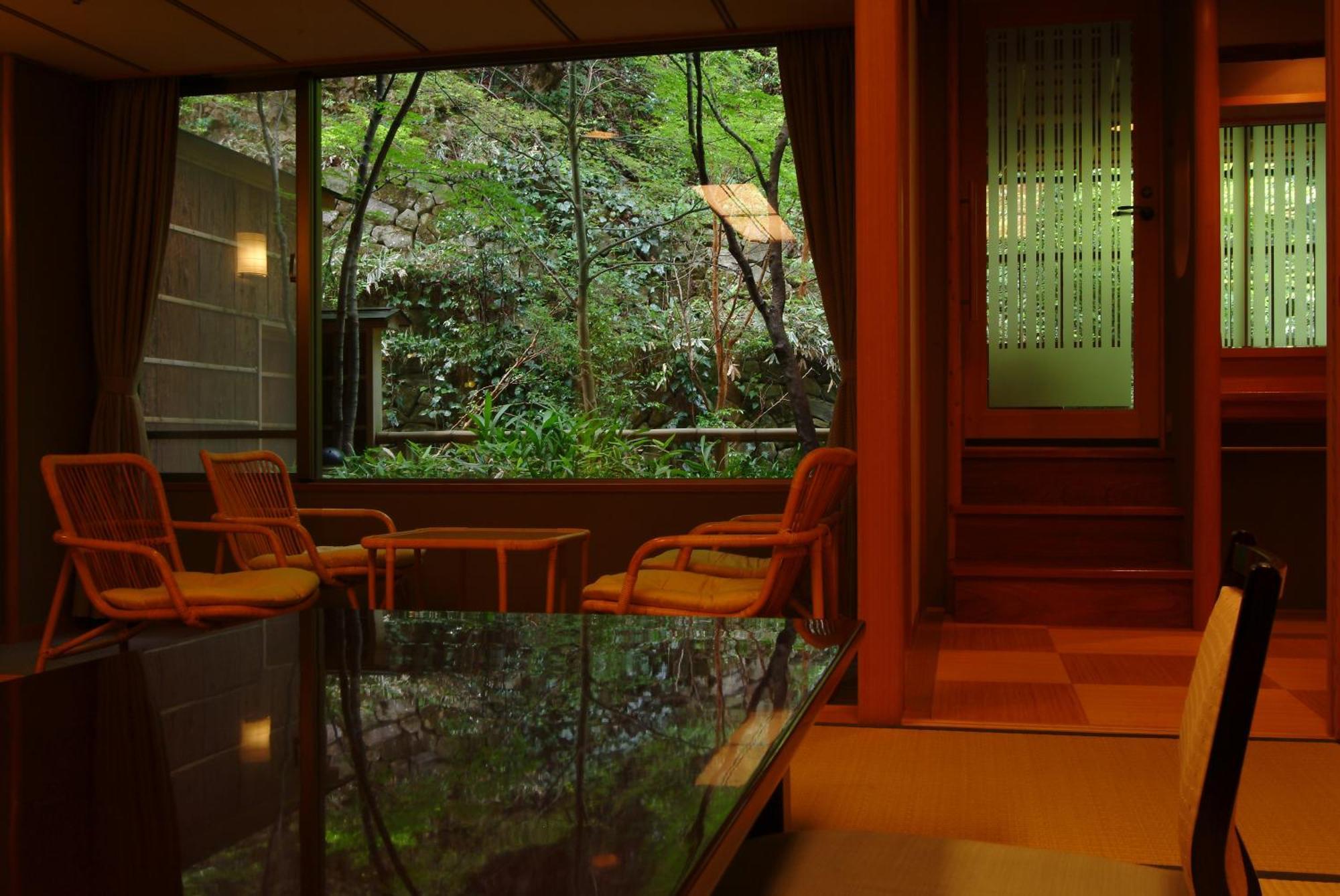 Kinosaki Onsen Nishimuraya Hotel Shogetsutei Toyooka  Buitenkant foto