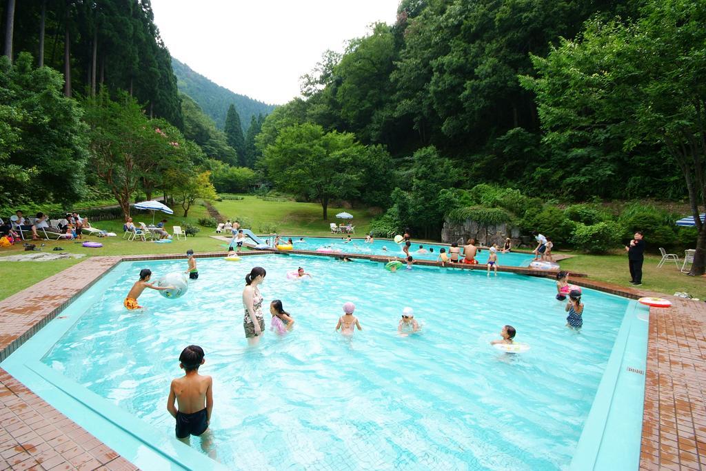 Kinosaki Onsen Nishimuraya Hotel Shogetsutei Toyooka  Buitenkant foto